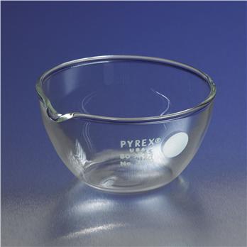 PYREX® 140mL Flat Bottom Evaporating Dishes