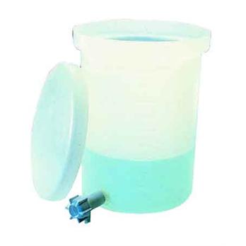 Lightweight Cylindrical LLDPE Tanks with Cover and Spigot