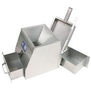 Enclosed Model Riffle-Type Sample Splitters