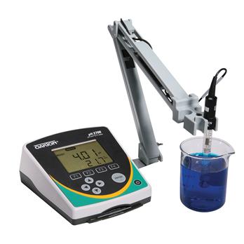 Benchtop pH 2700 pH/mV/Temperature Meter and Accessories