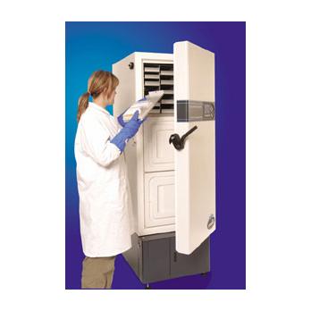 Innova® U360, Slim-Styled Space-Saving -86°C Lab Upright Freezer