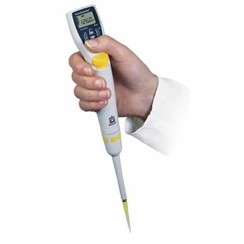 Transferpette Electronic Single-Channel Pipettes with Charger