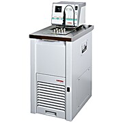 Calibration bath, 50…300 °C; highest stability ±0.005 °C (±0.02 °C @ 200 °C)